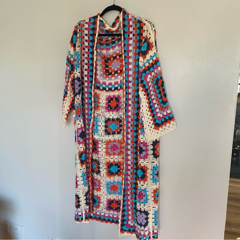 Colorful mosaic crochet cardigan cottagecore granny squares - Picture 4 of 7